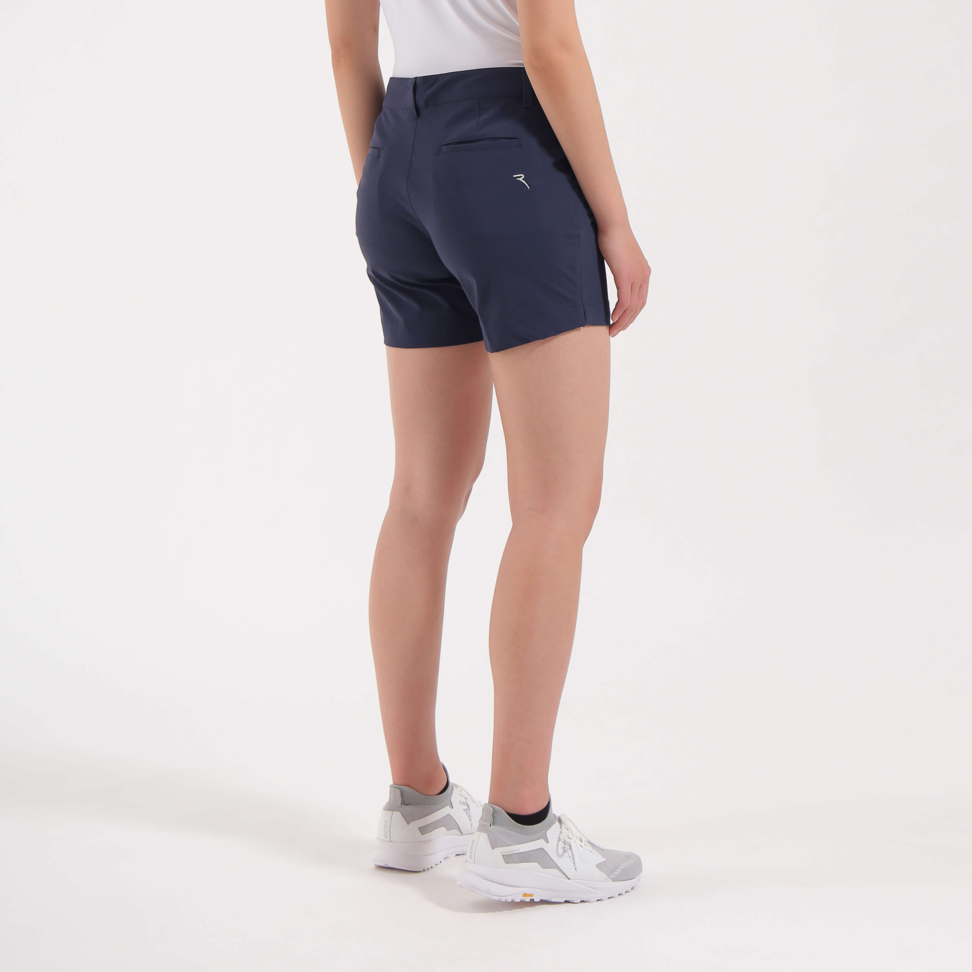 GABRIELLA | 5&quot; INSEAM SUNBLOCK® SHORT - Chervò USA