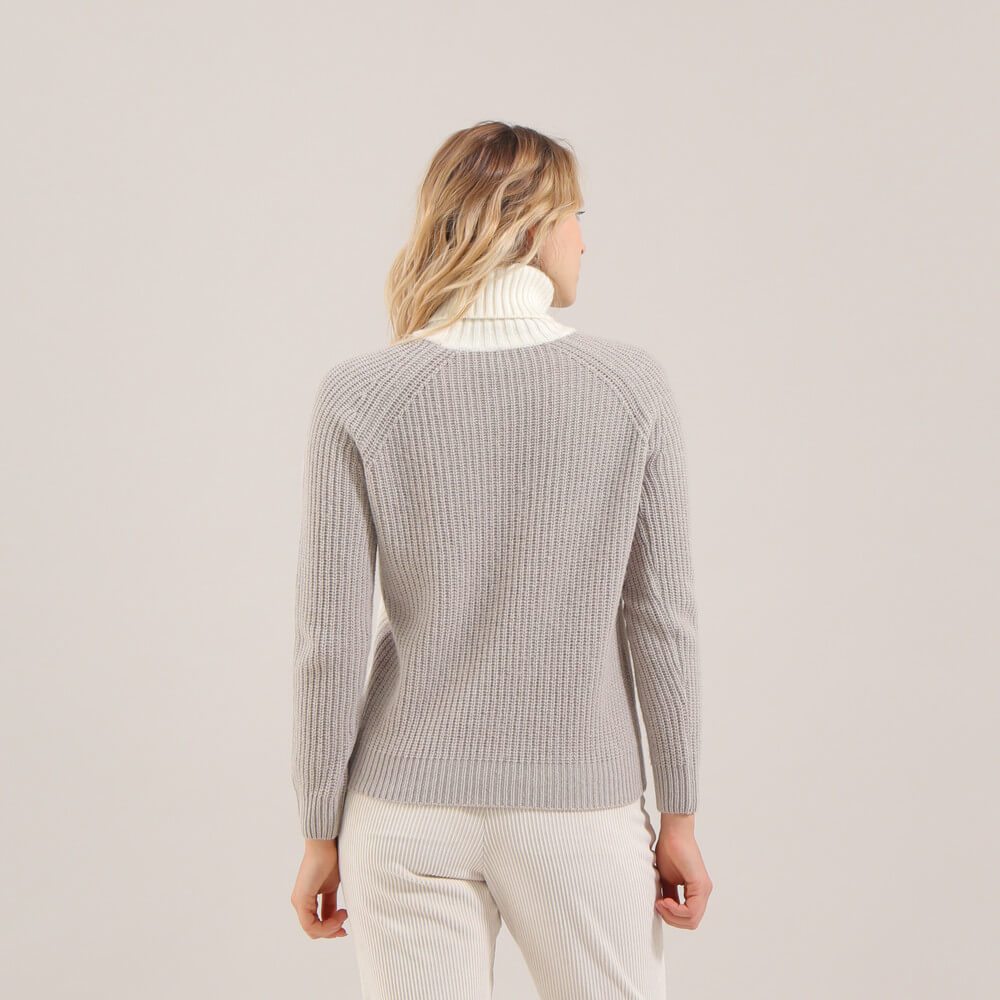 NEWS | WOOL BLEND TURTLENECK - Chervò USA