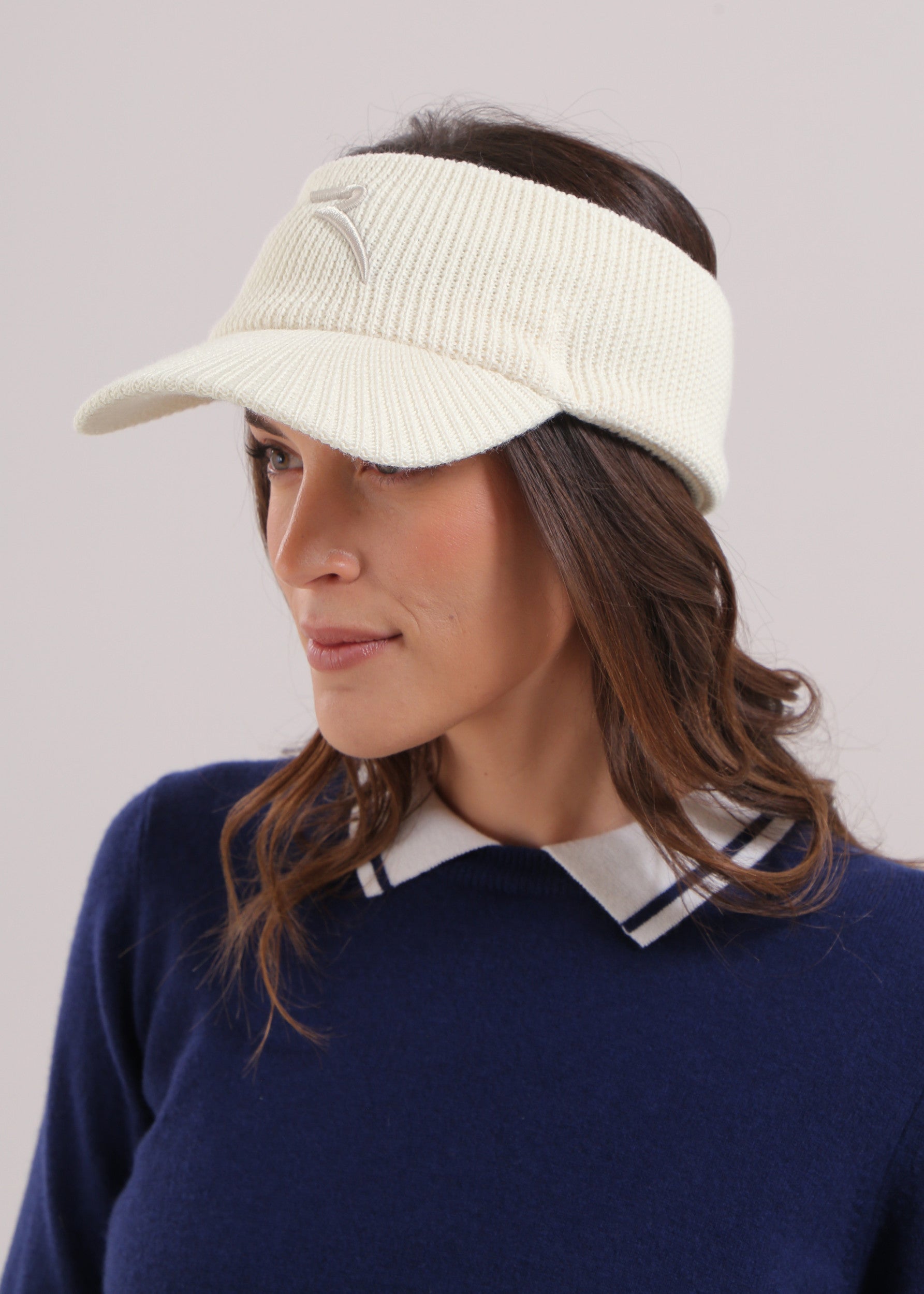 FROST WHITE / UAC