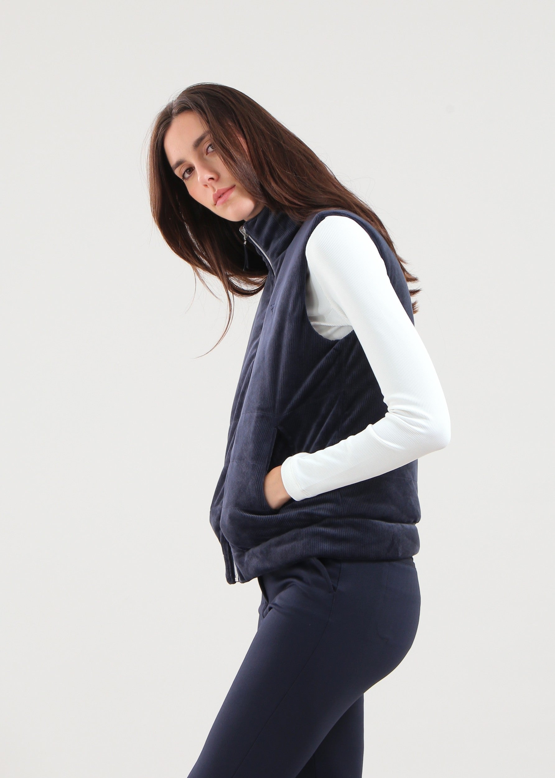 ELURNA - TIMELESS NAVY vest - woman - Chervò USA
