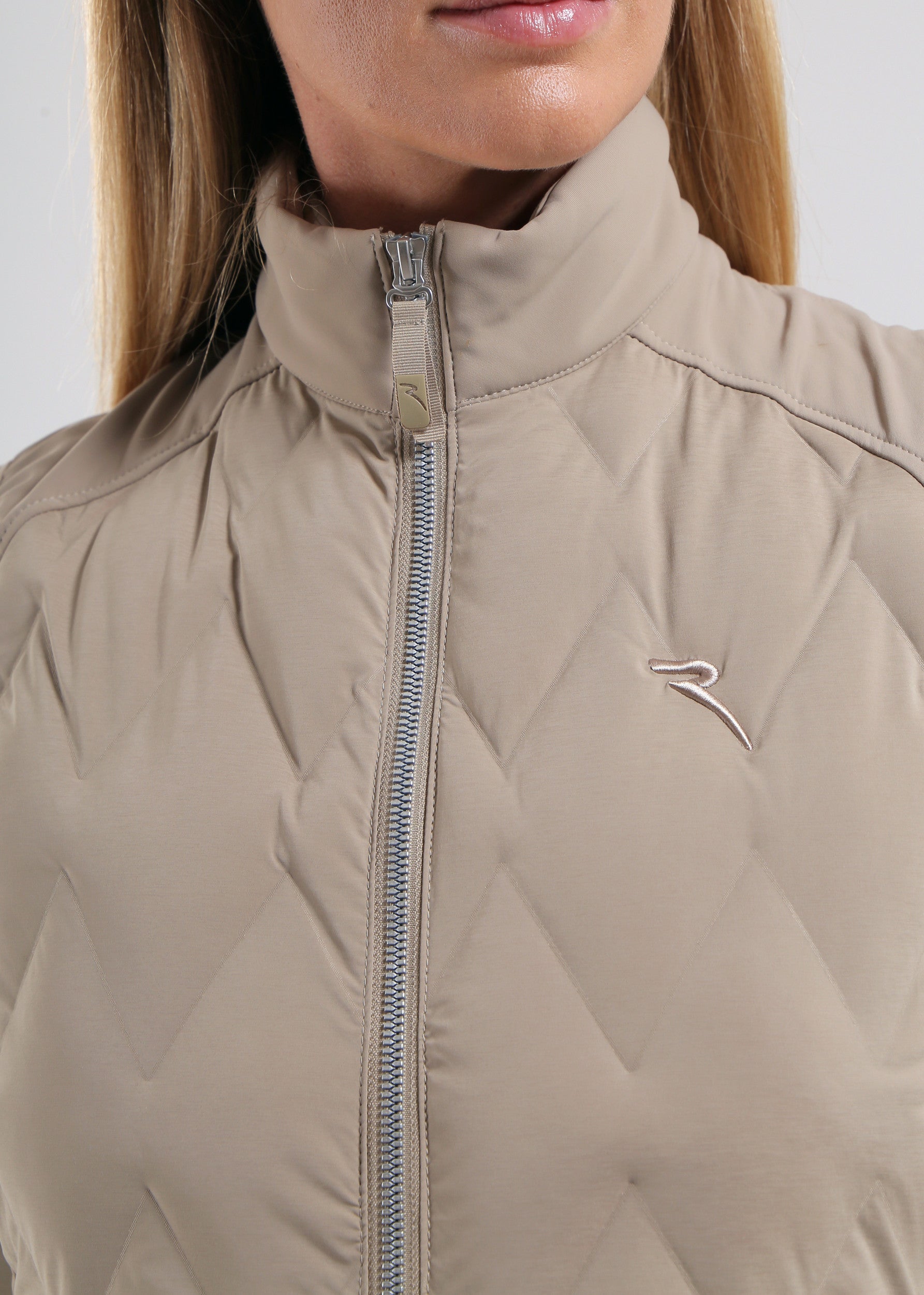 ESPLORATRICE - TWIG vest - Chervò USA